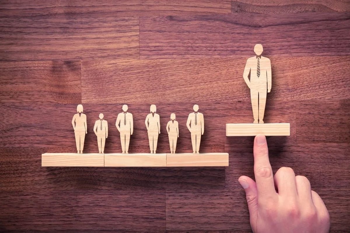 COMPENSATING KEY PEOPLE WHEN SELLING YOUR CANADIAN BUSINESS