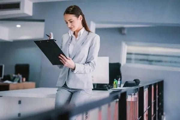 HOW BANKERS BUILD A BUYER LIST FOR YOUR CANADIAN BUSINESS SALE